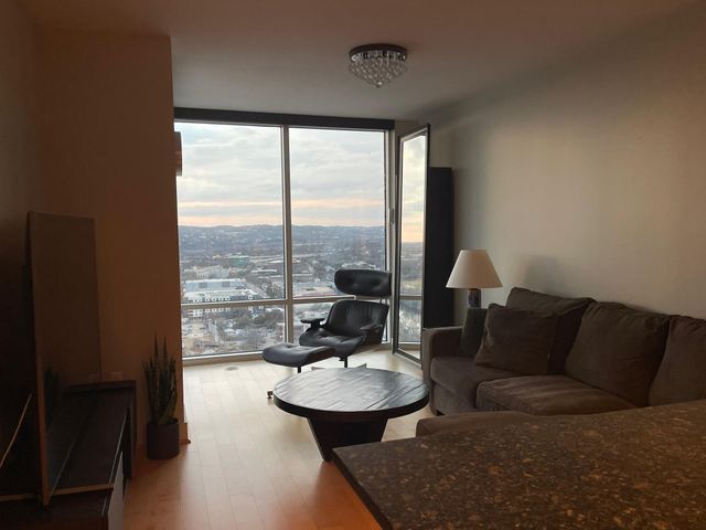 300 Bowie ST 3204, Austin, TX 78703