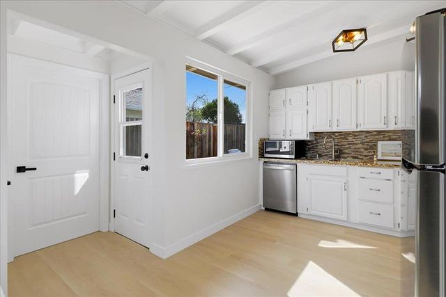 799 Borregas Avenue, Sunnyvale, CA 94085