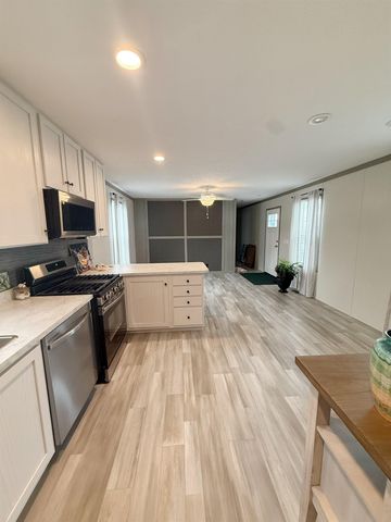 1178 Ironstone Drive, Mount Pleasant, MI 48858