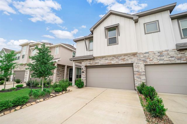 4127 Champlain Way, Iowa Colony, TX 77583