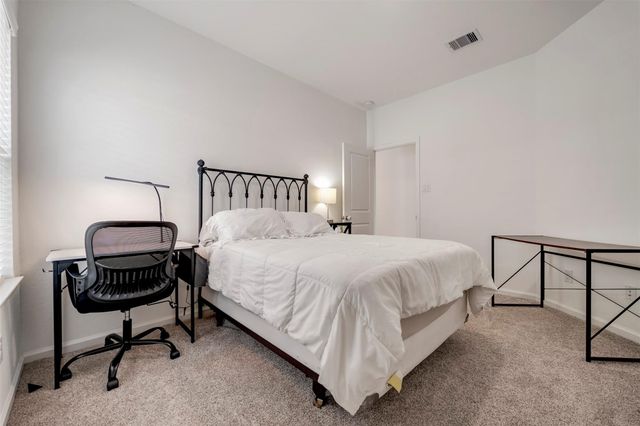 4127 Champlain Way, Iowa Colony, TX 77583