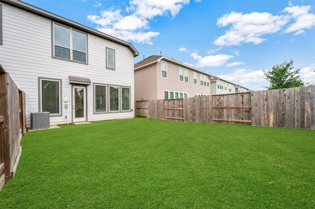 4127 Champlain Way, Iowa Colony, TX 77583