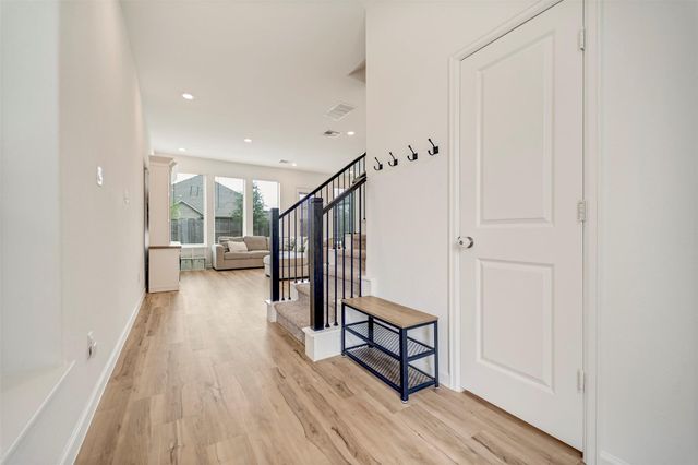 4127 Champlain Way, Iowa Colony, TX 77583