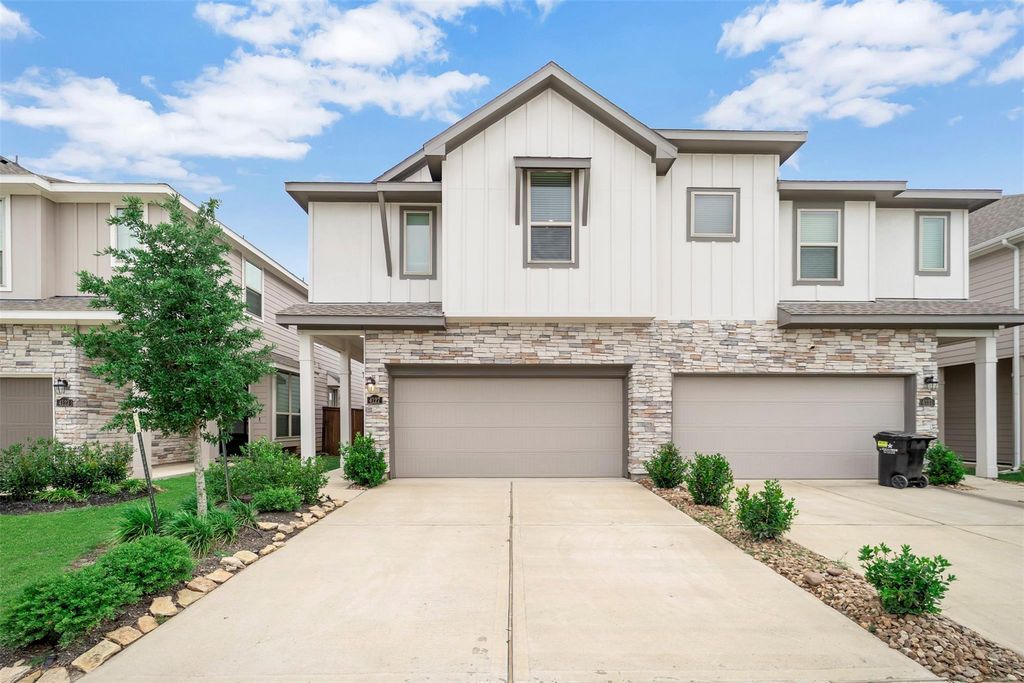 4127 Champlain Way, Iowa Colony, TX 77583