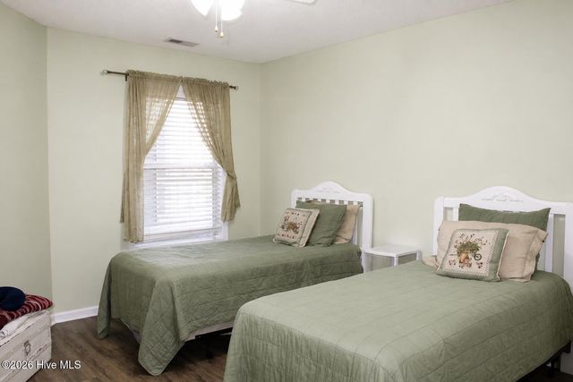 4146 Breezewood Drive Apt 202, Wilmington, NC 28412