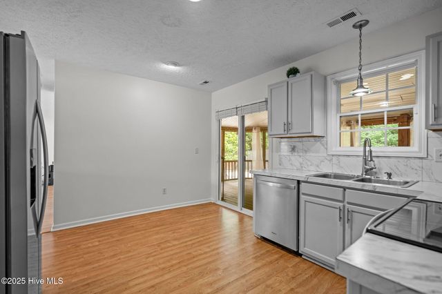 100 Hedingham Court, Wilmington, NC 28412