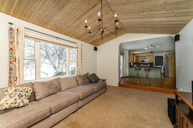 4541 Savannah Drive NW, Rochester, MN 55901