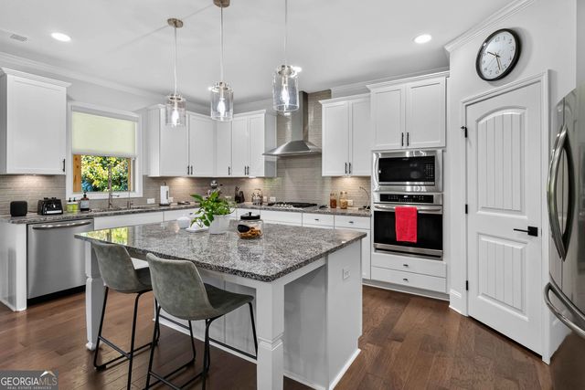 4300 Secret Shoals Way, Buford, GA 30518