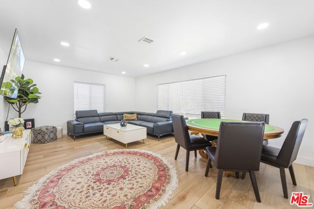 10214 Marcus Avenue, Tujunga (los Angeles), CA 91042