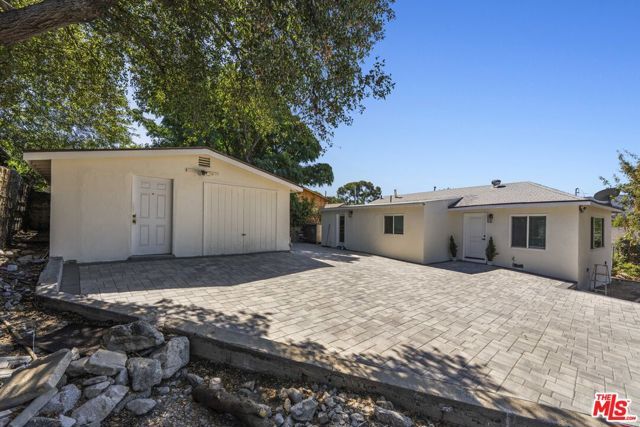 10214 Marcus Avenue, Tujunga (los Angeles), CA 91042