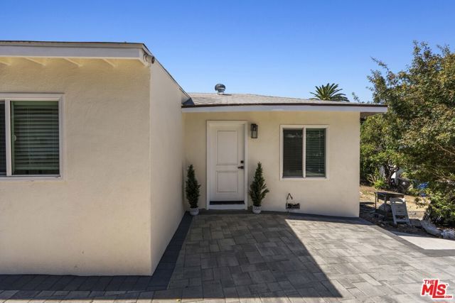 10214 Marcus Avenue, Tujunga (los Angeles), CA 91042