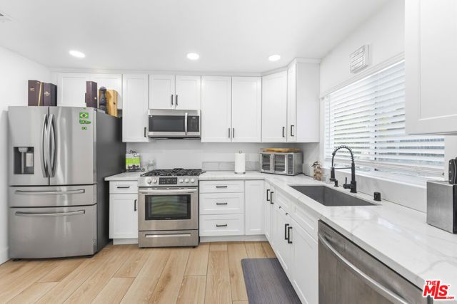 10214 Marcus Avenue, Tujunga (los Angeles), CA 91042