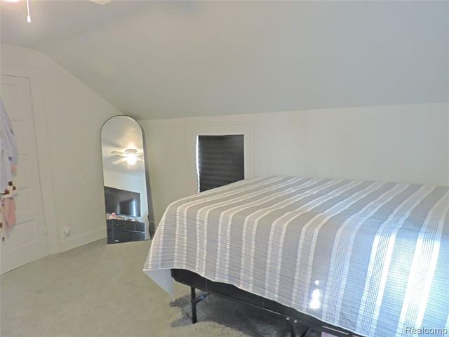 1465 Norton Street, Burton, MI 48529