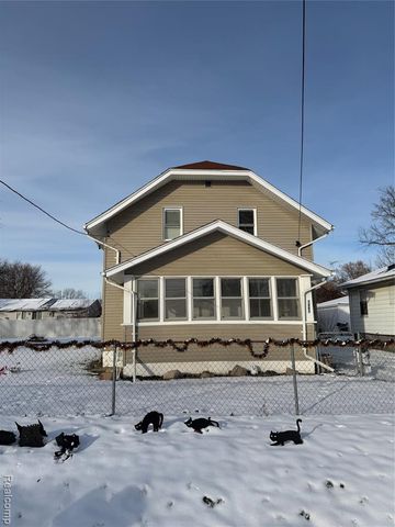 1465 Norton Street, Burton, MI 48529