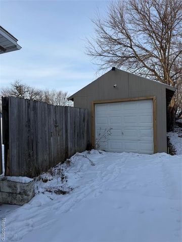 1465 Norton Street, Burton, MI 48529