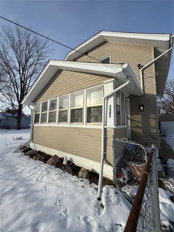 1465 Norton Street, Burton, MI 48529