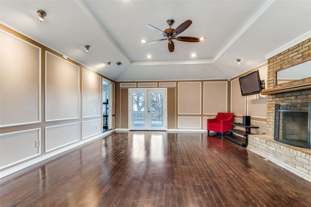 2206 Greenbriar Court, Grand Prairie, TX 75050