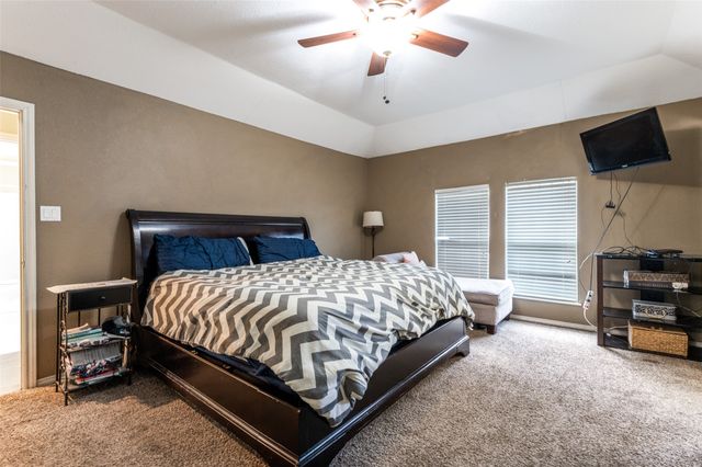 2206 Greenbriar Court, Grand Prairie, TX 75050