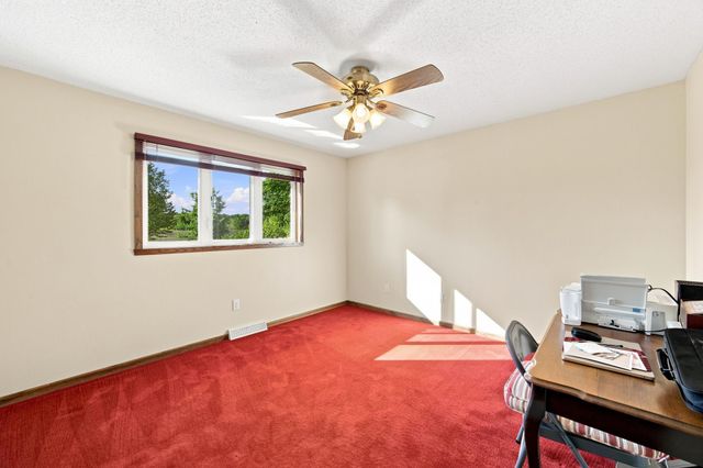 3657 River Drive S, Fargo, ND 58104