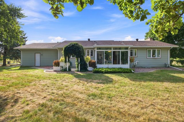 3657 River Drive S, Fargo, ND 58104