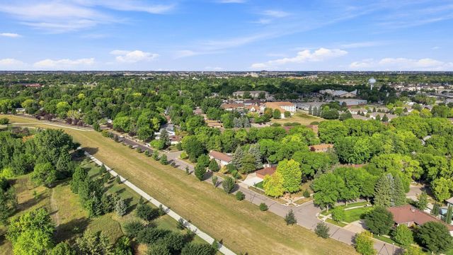 3657 River Drive S, Fargo, ND 58104