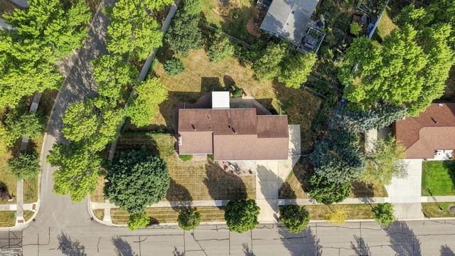 3657 River Drive S, Fargo, ND 58104