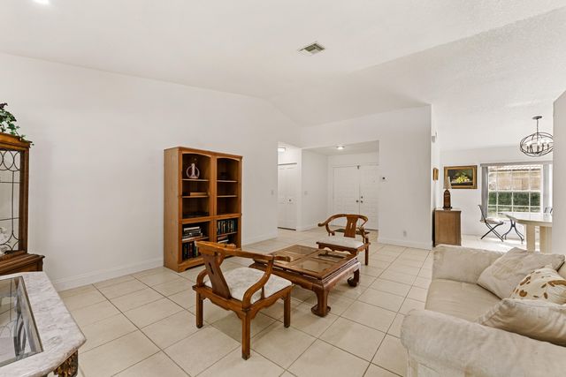 9532 NW 9th Court, Plantation, FL 33324