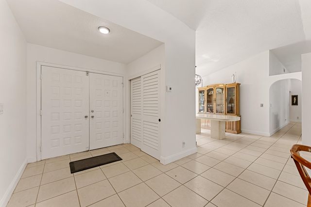 9532 NW 9th Court, Plantation, FL 33324