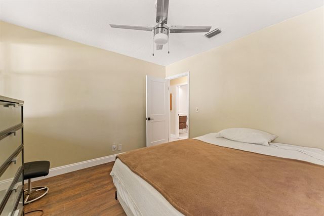9532 NW 9th Court, Plantation, FL 33324
