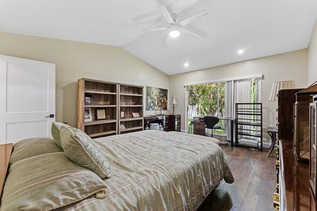 9532 NW 9th Court, Plantation, FL 33324