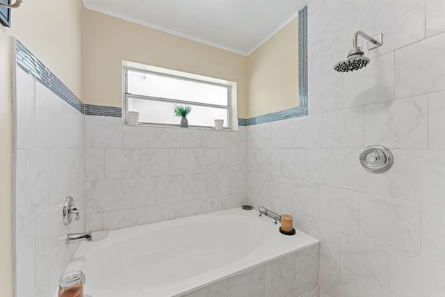 9532 NW 9th Court, Plantation, FL 33324