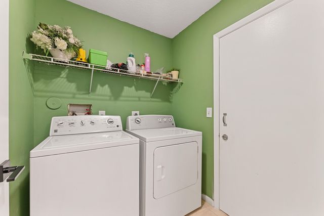9532 NW 9th Court, Plantation, FL 33324