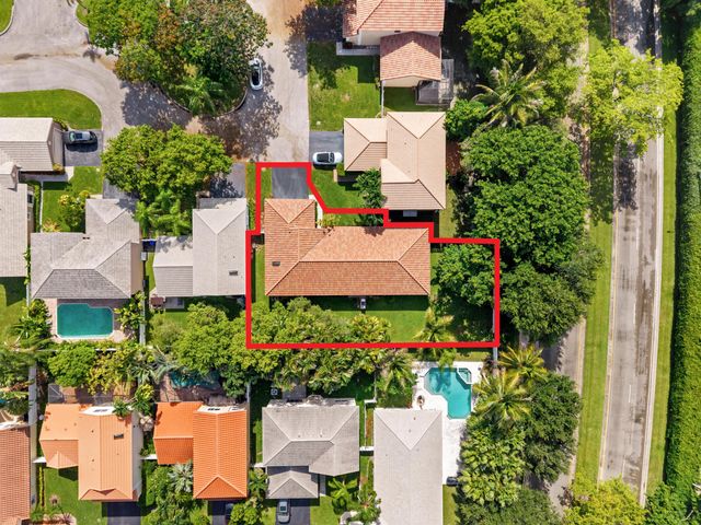 9532 NW 9th Court, Plantation, FL 33324