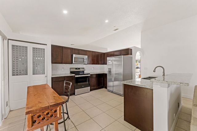 9532 NW 9th Court, Plantation, FL 33324