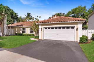 9532 NW 9th Court, Plantation, FL 33324