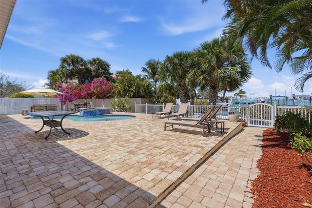 711 64TH AVENUE, St Pete Beach, FL 33706