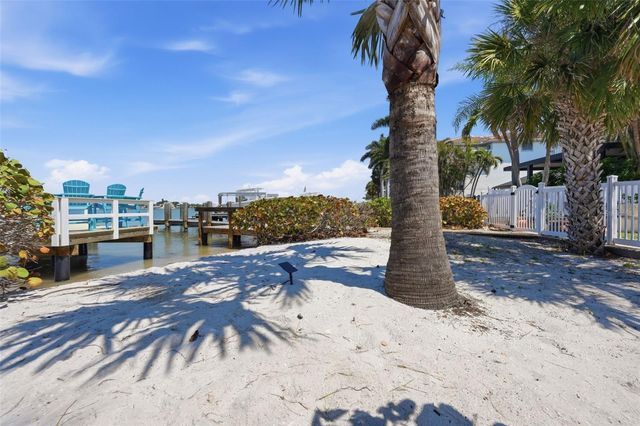 711 64TH AVENUE, St Pete Beach, FL 33706