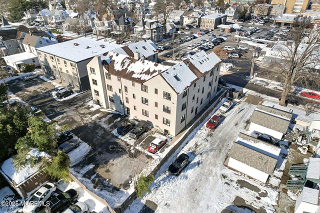 17 Leroy Place 1A, Red Bank, NJ 07701