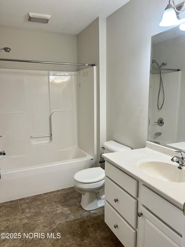 4745 Lakeside Drive, Maumee, OH 43537