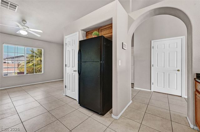 529 Sun Mountain Avenue, North Las Vegas, NV 89031