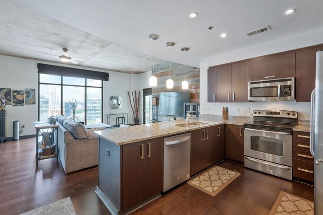 1510 Demonbreun St Apt 1103, Nashville, TN 37203