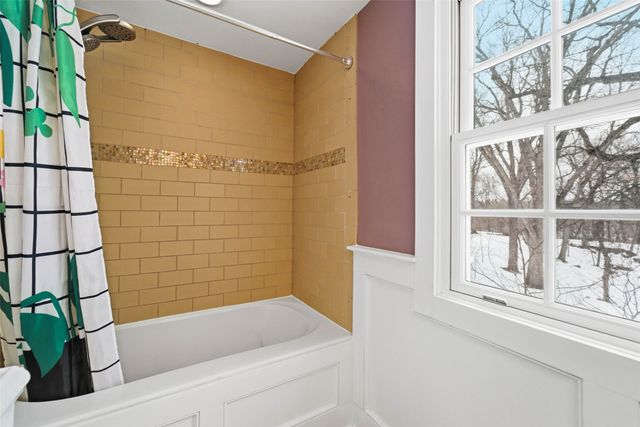 3207 Oakland Street, Ames, IA 50014