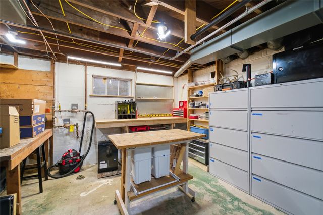 3207 Oakland Street, Ames, IA 50014