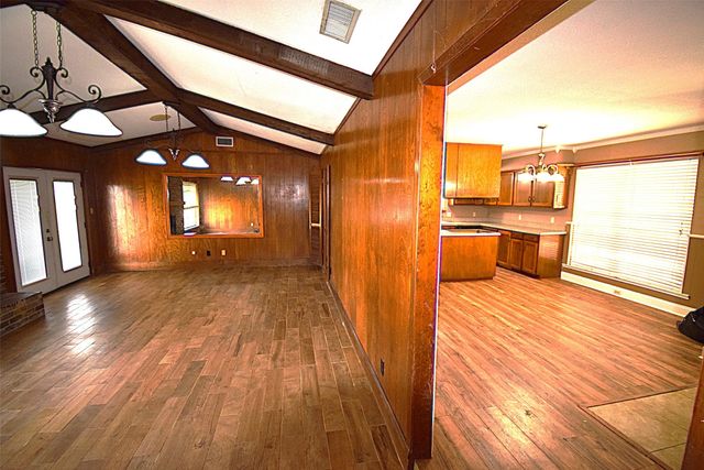 719 Bowie Street, Forney, TX 75126