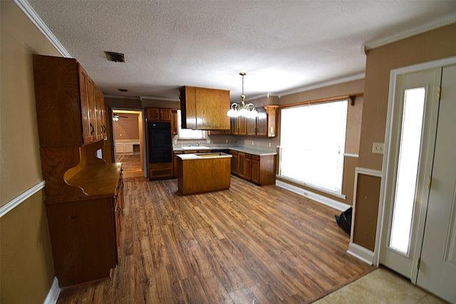719 Bowie Street, Forney, TX 75126