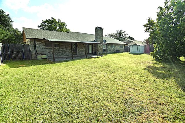 719 Bowie Street, Forney, TX 75126