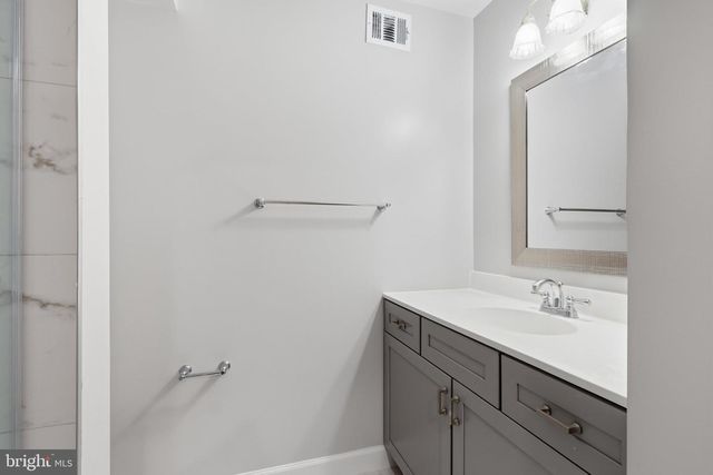 1813 BRENTRIDGE ST, Vienna, VA 22182