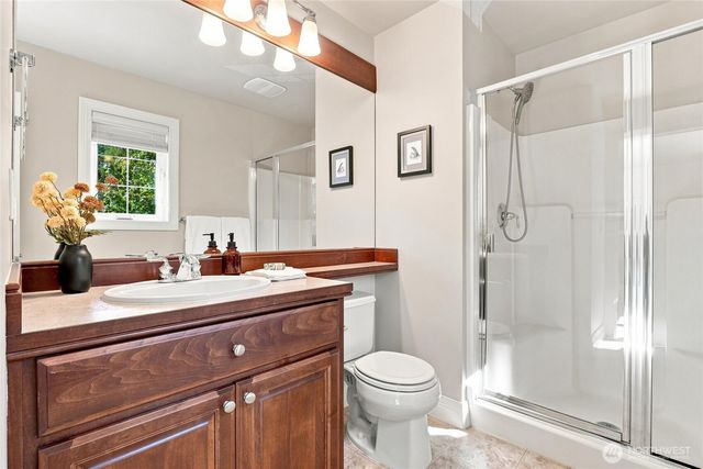 17518 NE 119th Way, Redmond, WA 98052