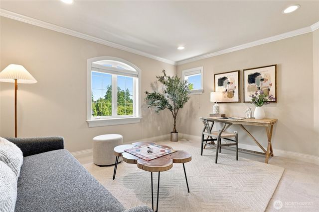 17518 NE 119th Way, Redmond, WA 98052