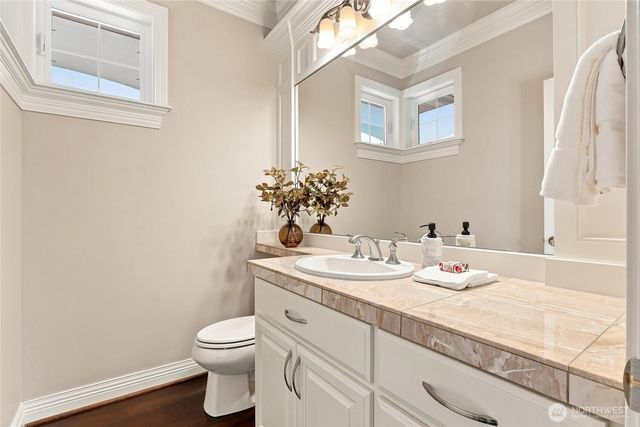 17518 NE 119th Way, Redmond, WA 98052